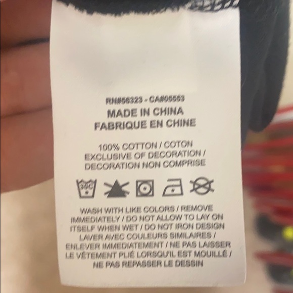 OFF WHITE x Jordan Retro 5 TShirt - Picture 4 of 4